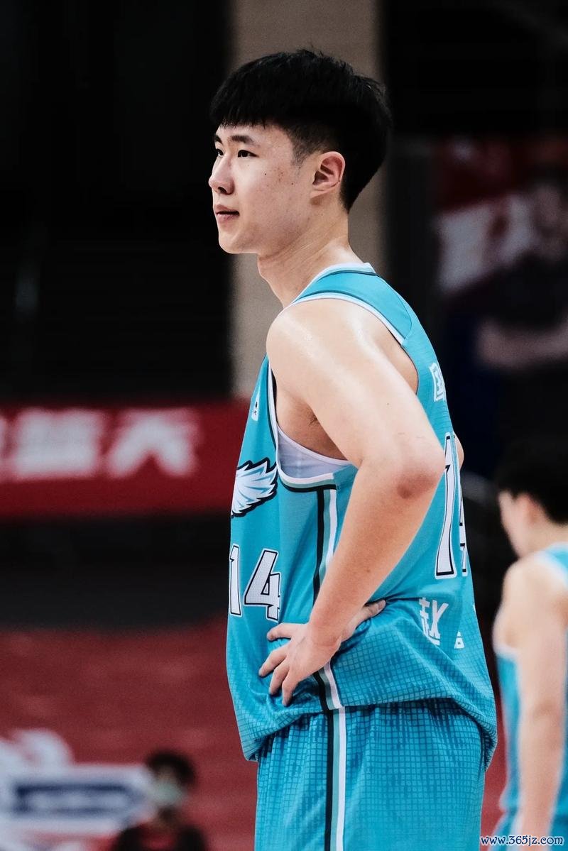 赵嘉义砍下34分青岛击败山西 胡金秋21+9广厦力克宁波