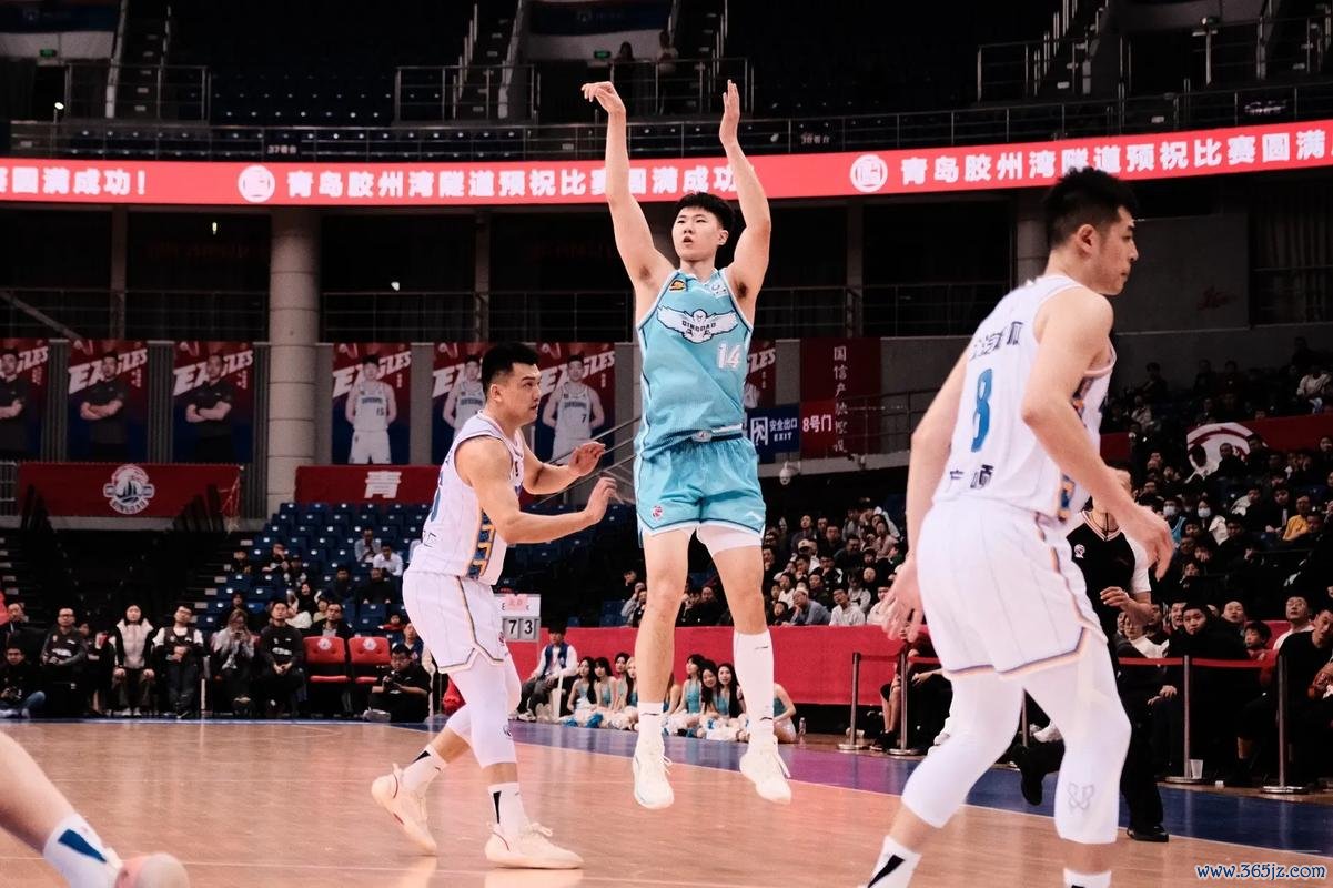 赵嘉义砍下34分青岛击败山西 胡金秋21+9广厦力克宁波